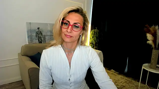 Chat +18 de MuseOfStage ao vivo