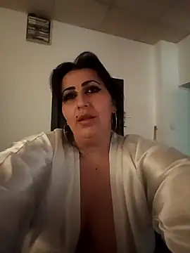 PerfectMom's Live XXX Chat