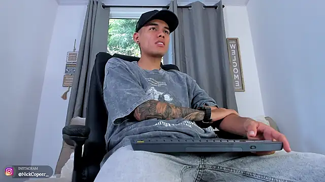 Chat XXX ao vivo de NickCopeer_