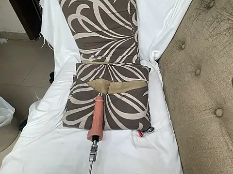 avnikaur 现场聊天室