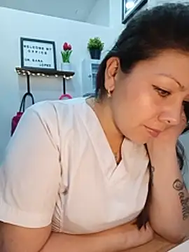 Онлайн чат XXX SARA_21-