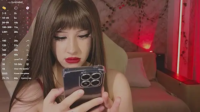 XXX chat uživo modela Necucubi02