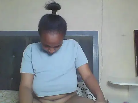 Chat XXX ao vivo de Thickymamii