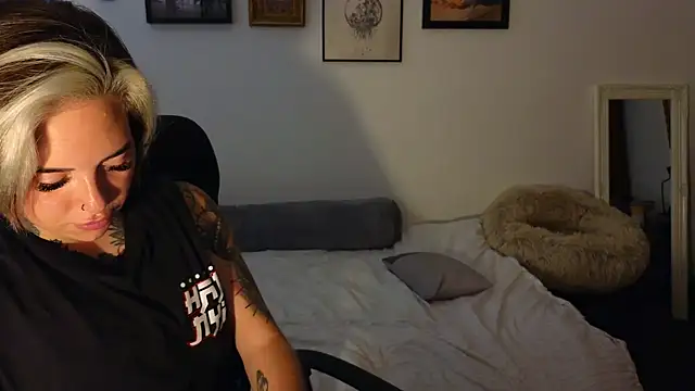 Živý XXX chat Alexandersonxo