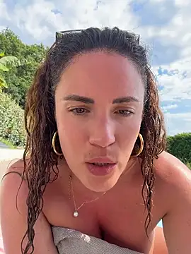 Clarasense__'s Live XXX Chat
