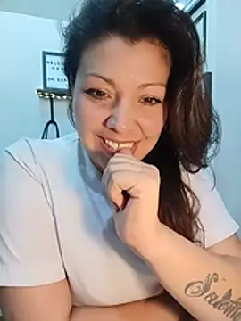 SARA_21-'s Live XXX Chat