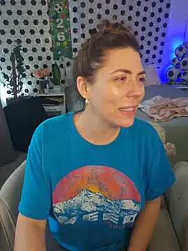 Ellie-Elizabeth Live XXX-Chat