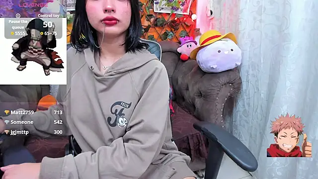 Czat XXX na żywo – ravenn_20