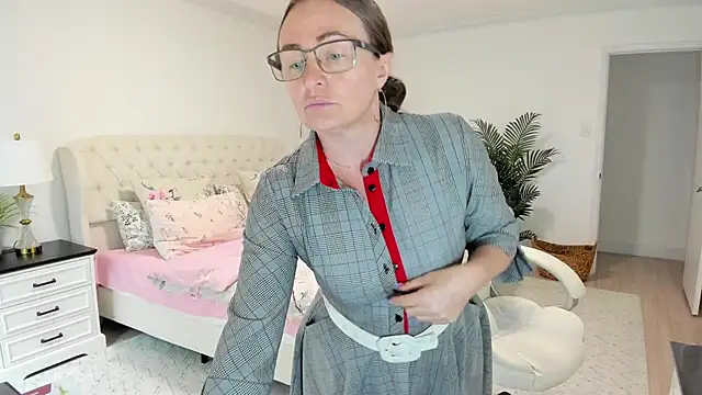 Vika73's Live XXX Chat