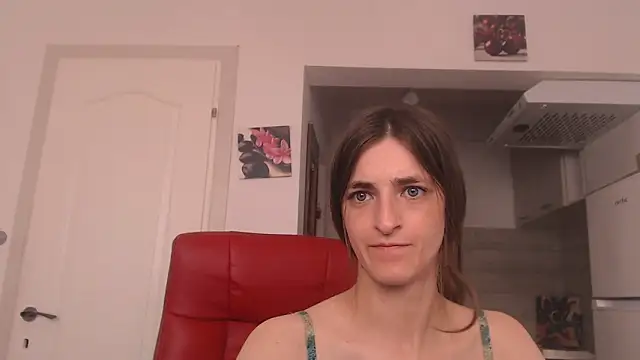 simyhvnのライブXXXチャット