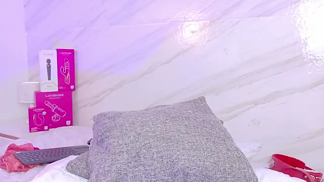 Chatroom XXX en direct de sammyei_