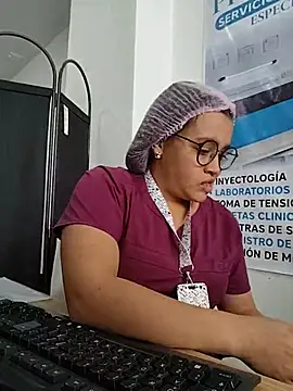 Nurse_Alice-7's Live XXX Chat