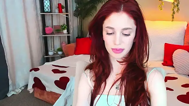 ChristinaConteeree 即時 XXX 聊天