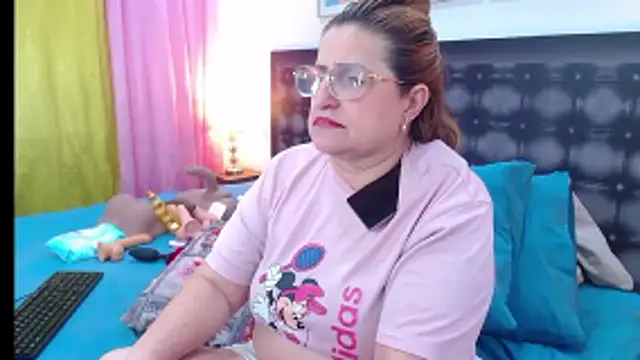 sandra_20 লাইভ XXX চ্যাট