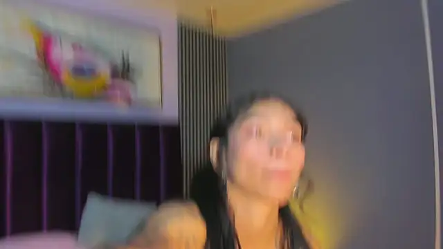 Chatroom XXX en direct de LauraAristizabal