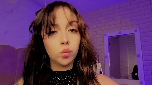Hela_vのライブXXXチャット