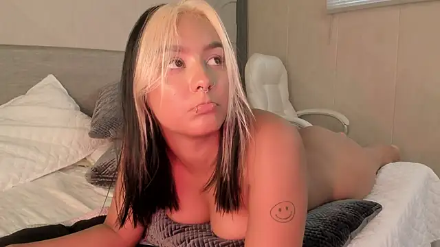 alicee_clark_'s Live XXX Chat