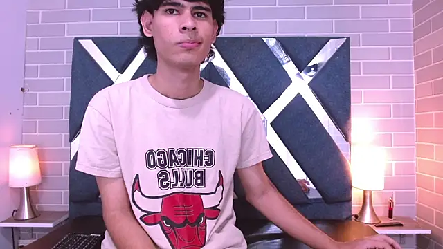 Chat XXX ao vivo de Kevin_Brooks1