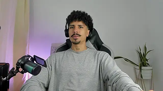 Lukeetaylor's Live XXX Chat