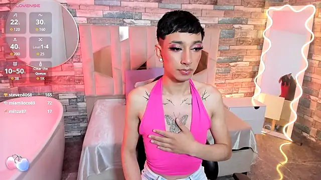 Chat XXX en directo de CYRUS_TAY