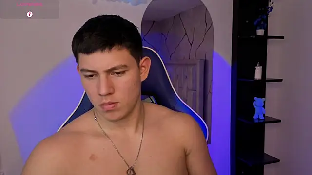 JamesCr_ Live XXX-chat