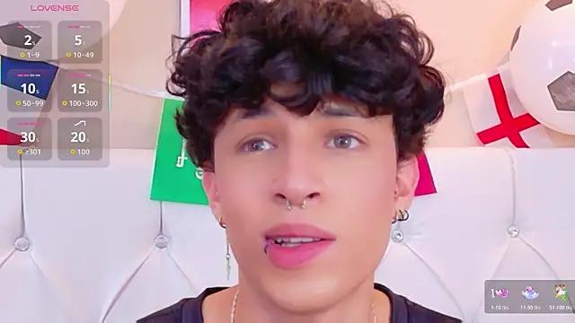 Axel__Evans Chat XXX in diretta