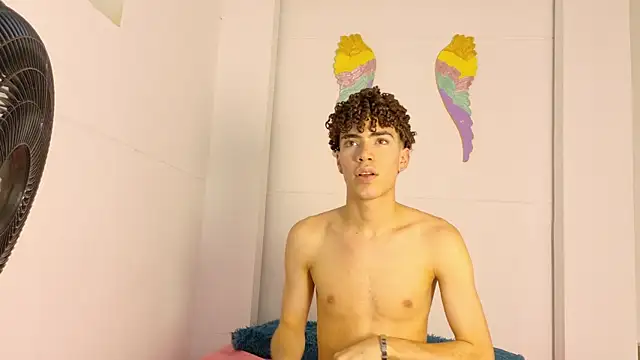 Monyel_Blake – Naživo XXX chat