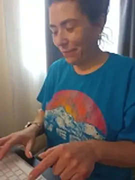 Ellie-Elizabeth's Live XXX Chat