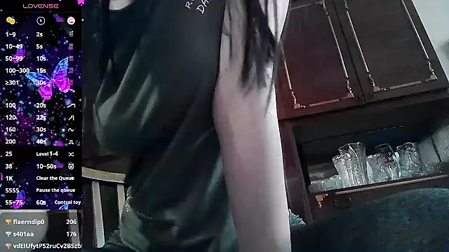 Živý XXX chat ElizaSwon
