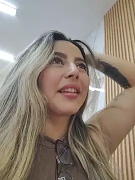 Chat XXX en directo de CelesteBlaze_