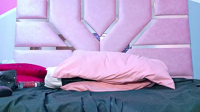 Czat XXX na żywo – AngelineJolie
