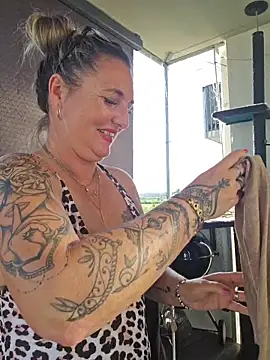 צ'אט XXX בשידור חי של Sensual_Babsi