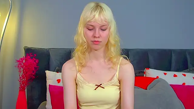 HannahHollis' Live XXX Chat