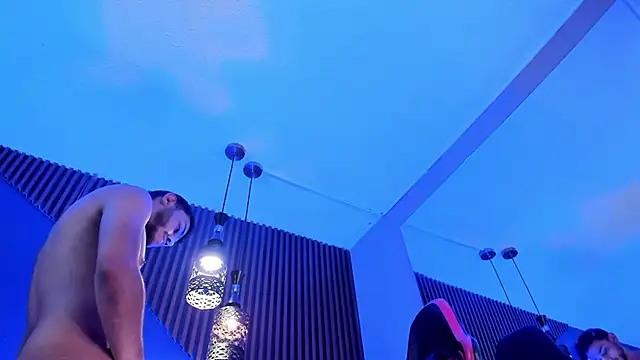 Онлайн чат XXX Boss_Domiinator