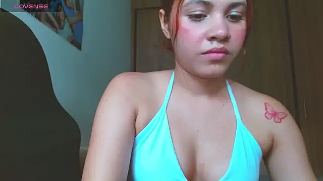 Amanda_RossiのライブXXXチャット