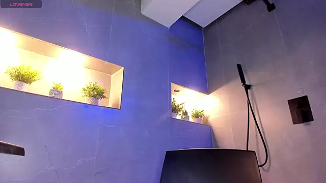 _LittleLiaのライブXXXチャット