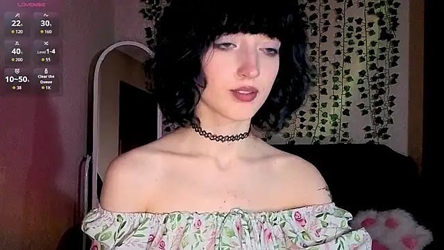 צ'אט XXX בשידור חי של mistyverse