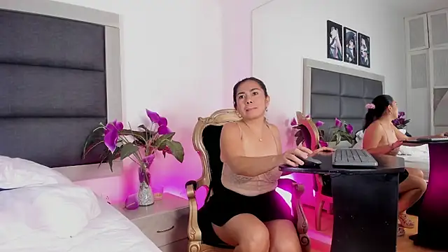 Chat XXX en directo de DanielaOrozcoo