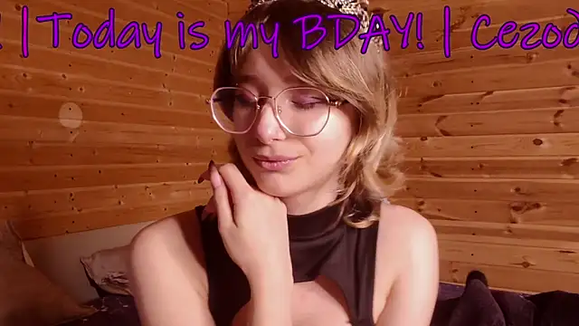 Silva-Tailll's Live XXX Chat