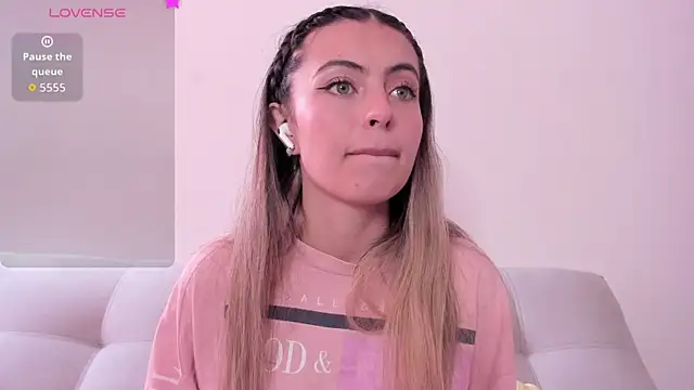 دردشة Fernanda_aaaa الجنسية المباشرة