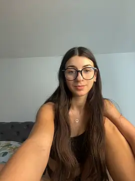 Wildberry_ Adlı Modelin Canlı XXX Sohbeti