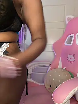TikaMoon's Webcam Show
