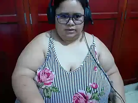 hotlesby4uxxx Adlı Modelin Canlı XXX Sohbeti