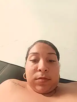 Dirty-Fat-Horny 现场XXX聊天
