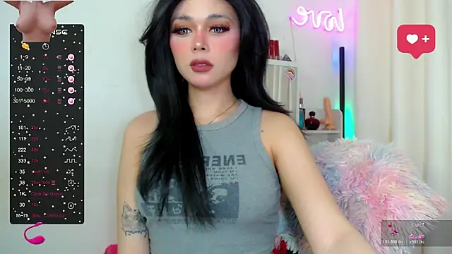 Chat XXX en directo de PorcelainJakolitaDoll
