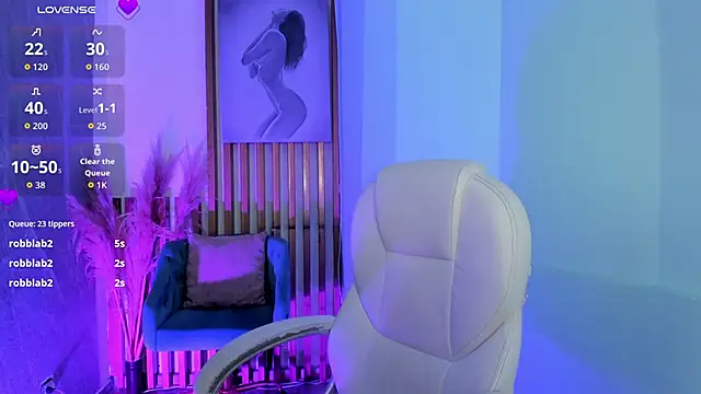 Chatroom XXX en direct de PauliinaBelle_