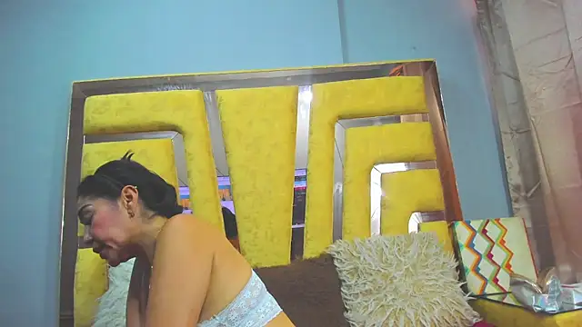 VikyThomsonn's Live XXX Chat