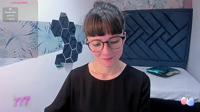 Valery_More__'s Live XXX Chat