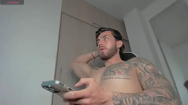 Axel__Blaze Chat XXX in diretta