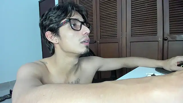 Webkamerová show SrIncognito666